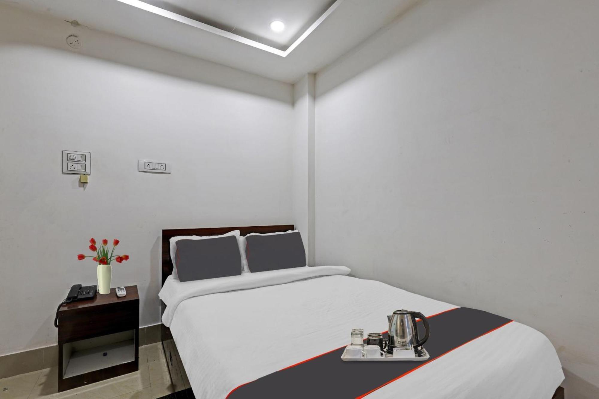Hotel O Lakhi Guest House غاواهاتي المظهر الخارجي الصورة